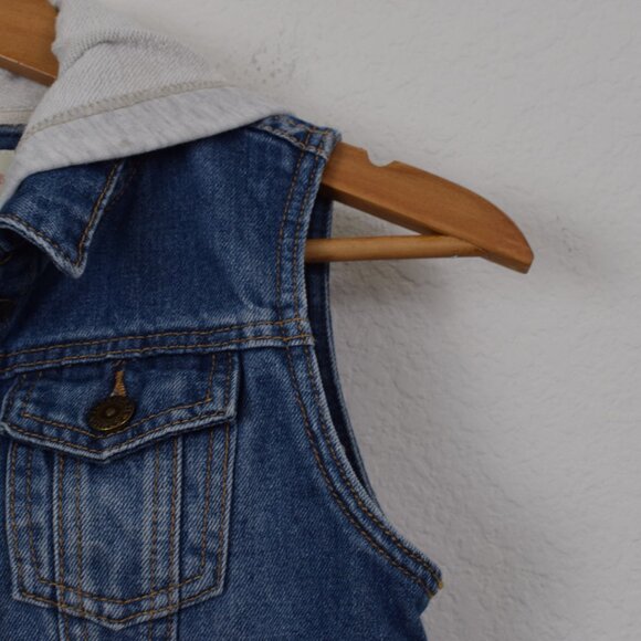 Forever 21 Hooded Denim Vest Girls Size 9/10 (ALTERED) - Picture 4 of 6